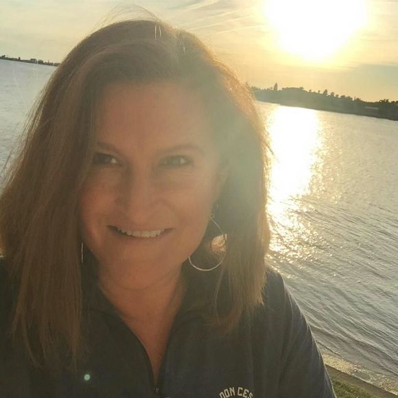 Meet your Posher, Karen - Picture 1 of 1